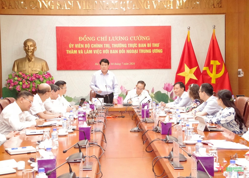 THƯỜNG TRỰC BAN BÍ THƯ LƯƠNG CƯỜNG LÀM VIỆC VỚI BAN ĐỐI NGOẠI TRUNG ƯƠNG